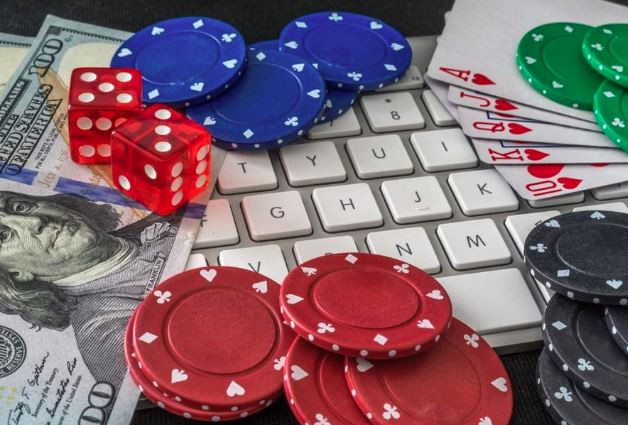 Exploring Different Game Variations at Online Casinos